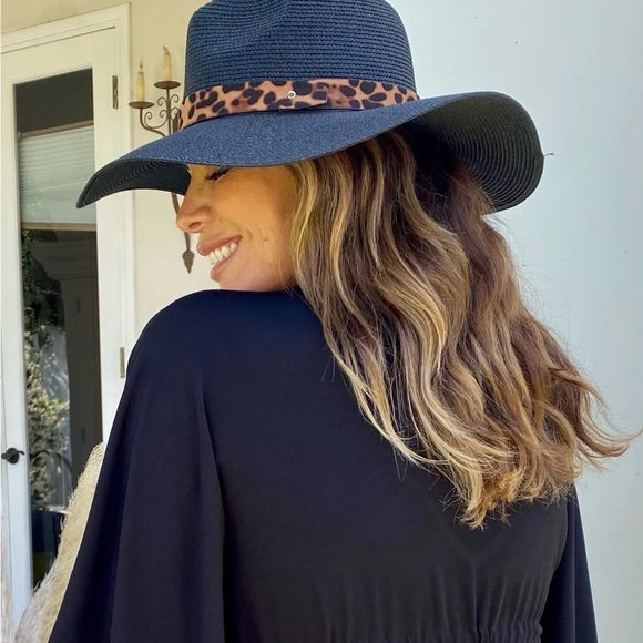 Chic Black Leopard Accent Hat